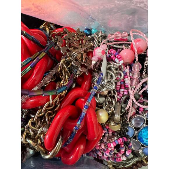 4 lbs junk craft wearable jewelry.  Vintage to Now. - Picture 2 of 15